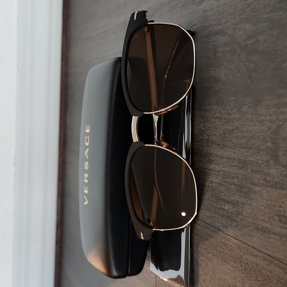 DAVID BECKHAM SUNGLASSES